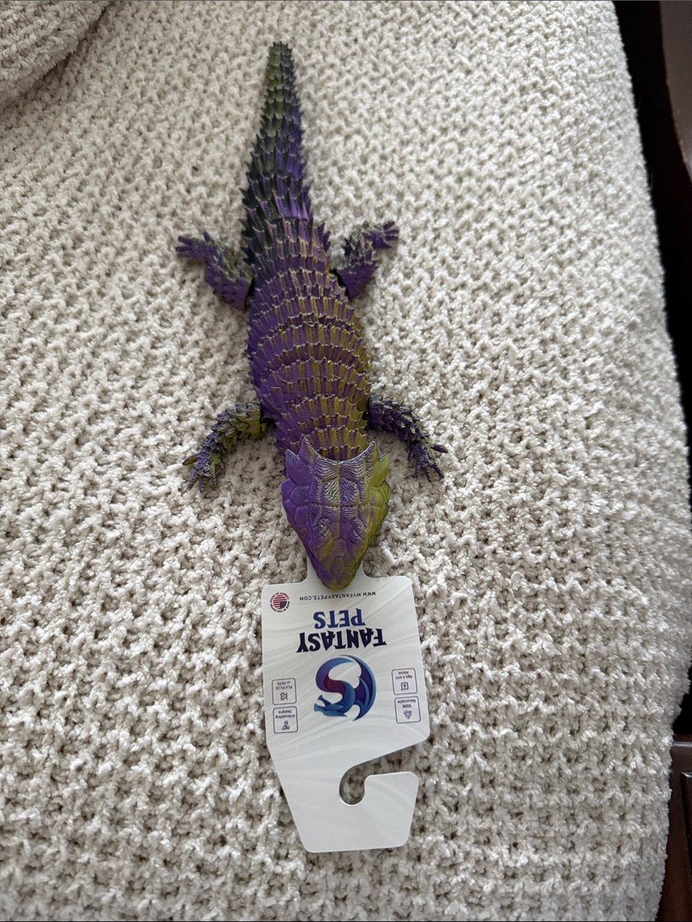 Purple & Green metallic Fantasy Pets new silverback armadillo lizard